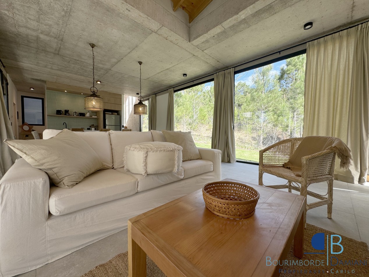 4008 - Villa Robles 100