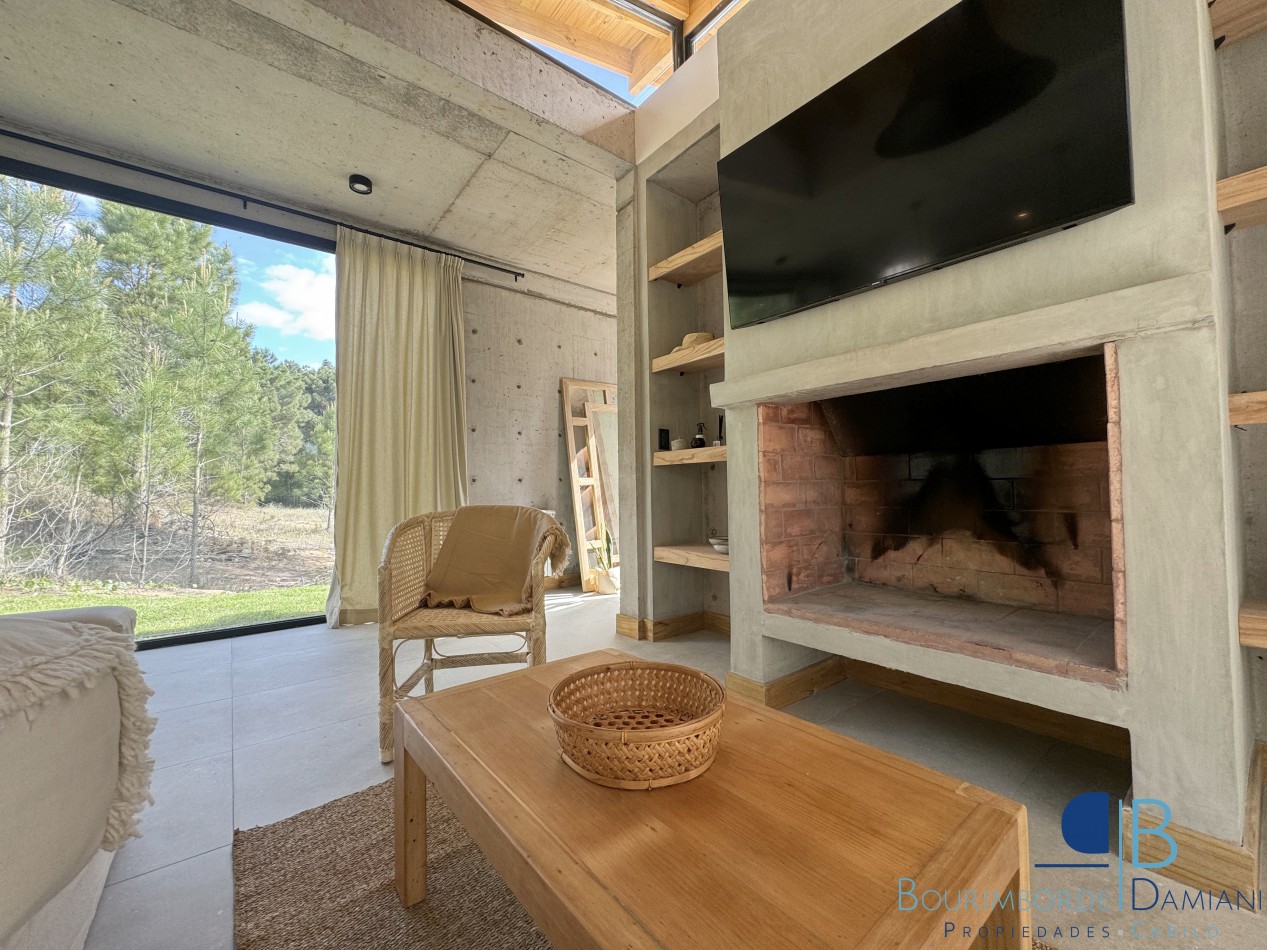 4008 - Villa Robles 100