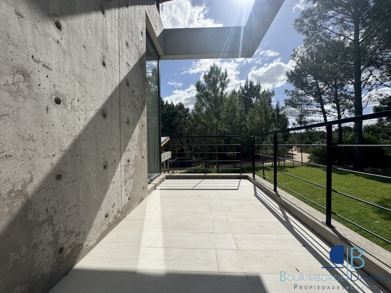 4008 - Villa Robles 100