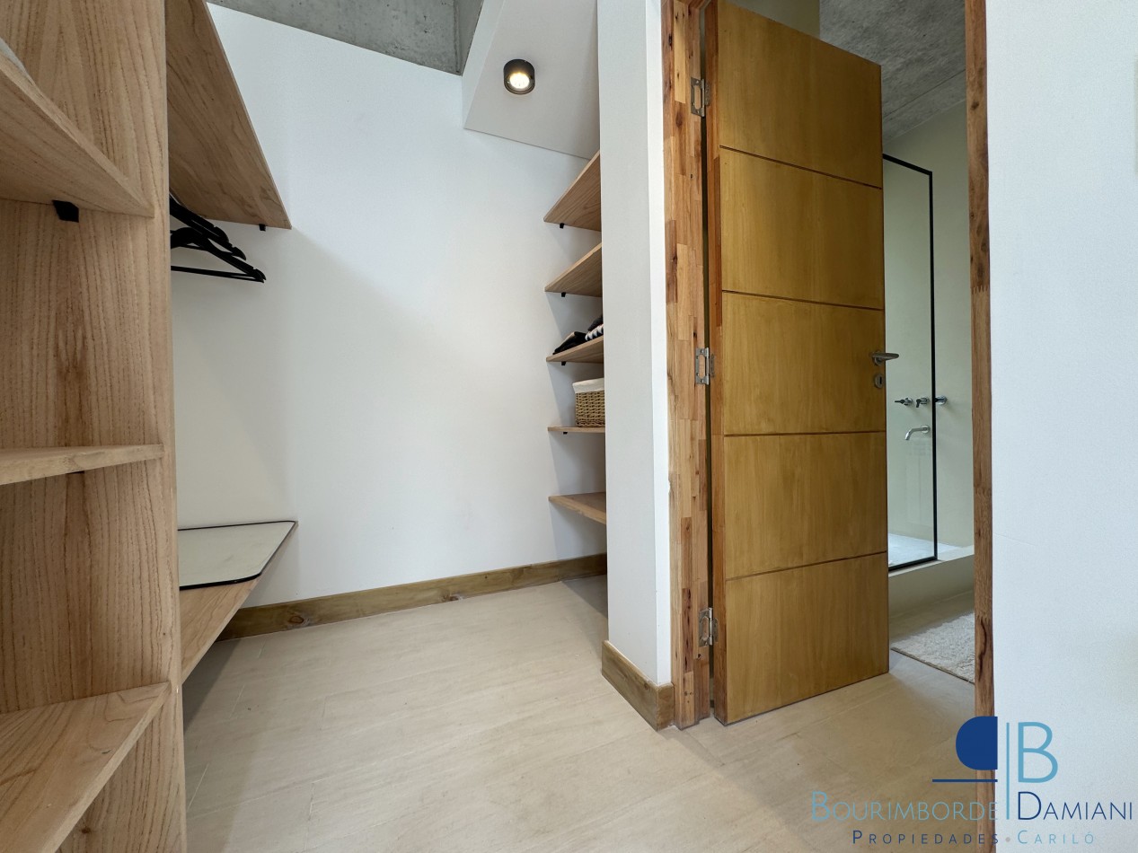 4008 - Villa Robles 100