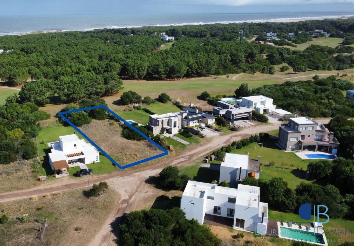 3006- Lote en Costa Esmeralda Barrio golf II