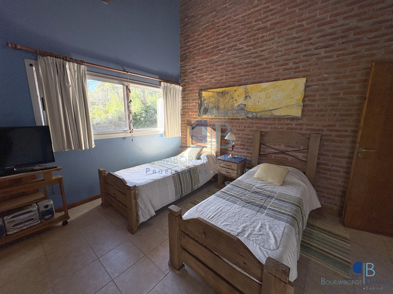 1051- Palmera e/ Oriol y Pinzon