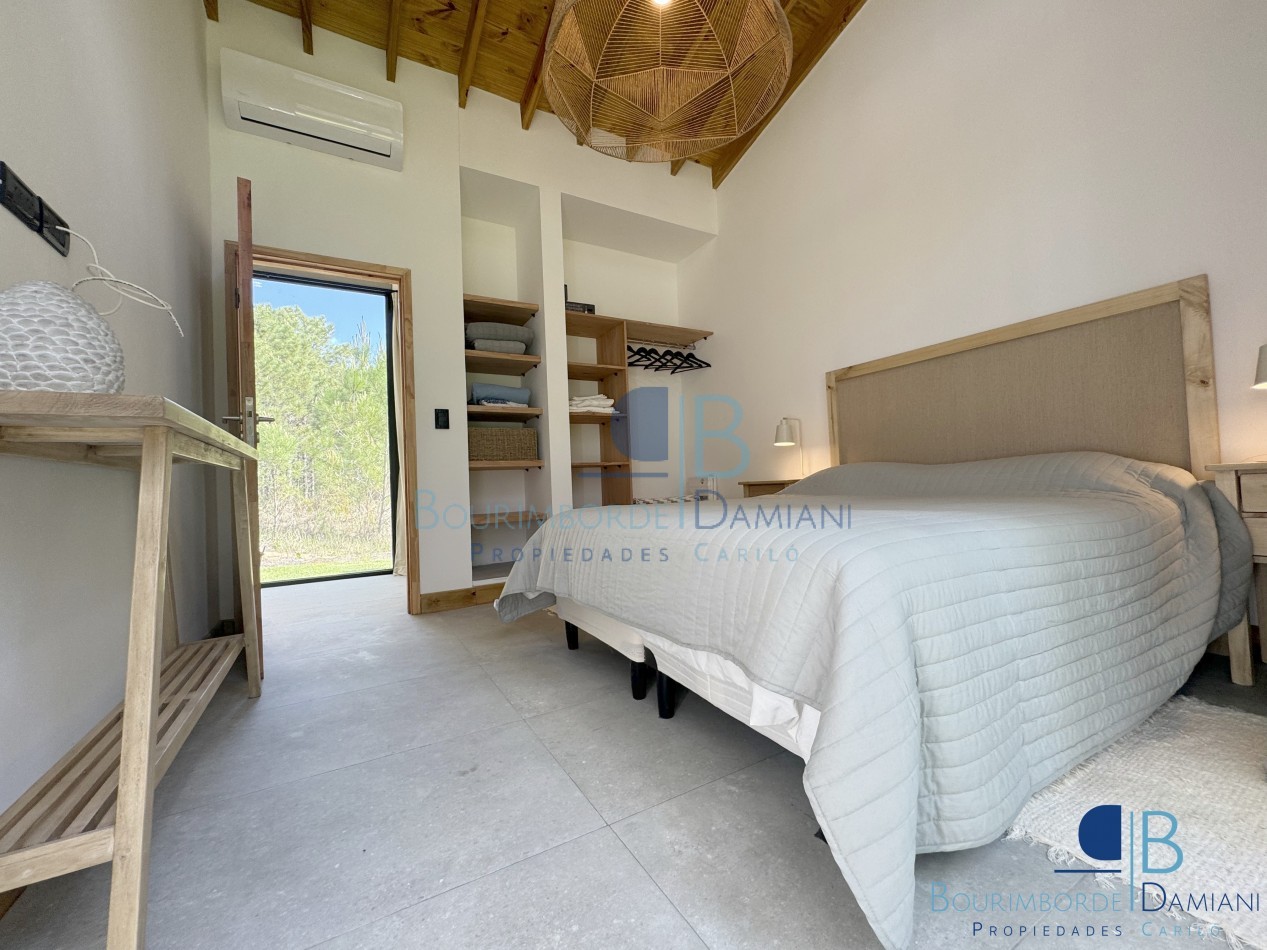 1037 - Villa Robles 100