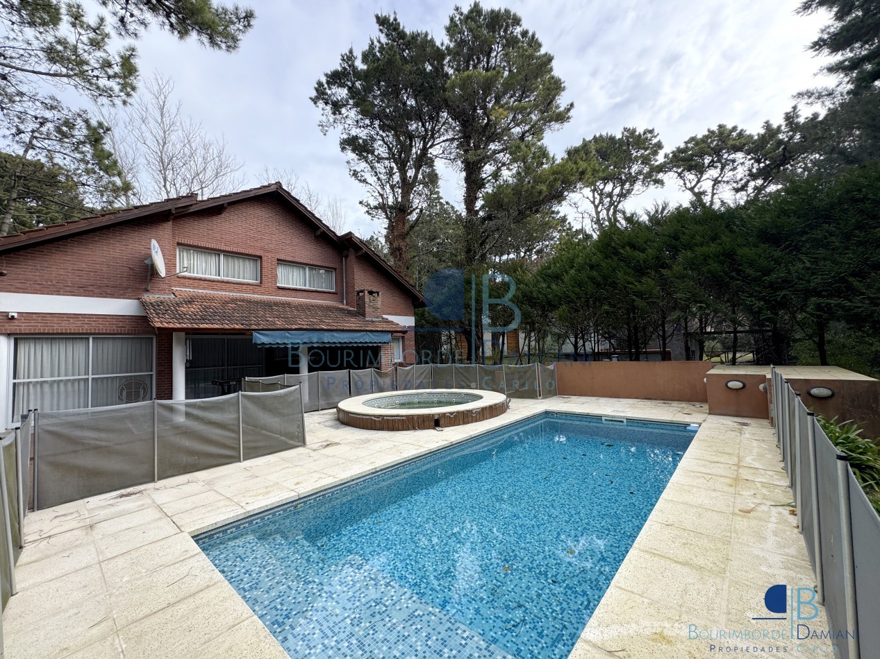 1051- Palmera e/ Oriol y Pinzon