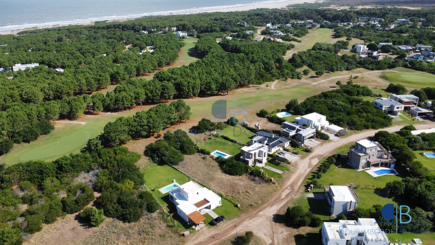 3006- Lote en Costa Esmeralda Barrio golf II