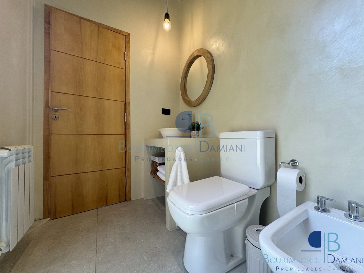 1037 - Villa Robles 100