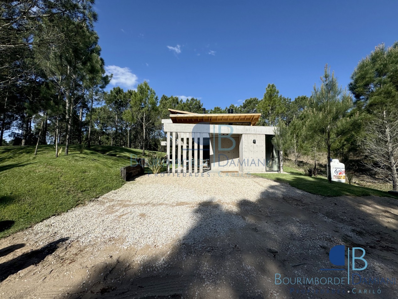 1037 - Villa Robles 100